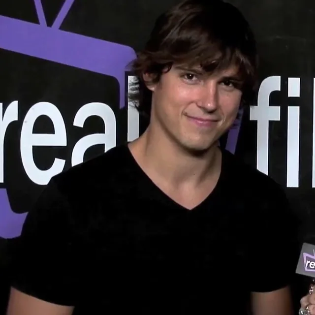 Sean Faris