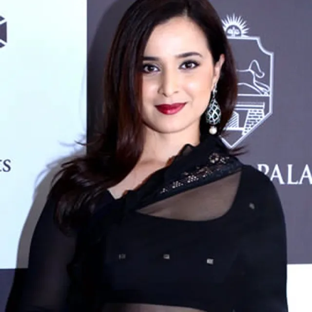 Simone Singh