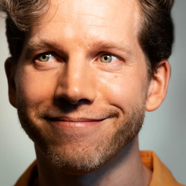 Stark Sands
