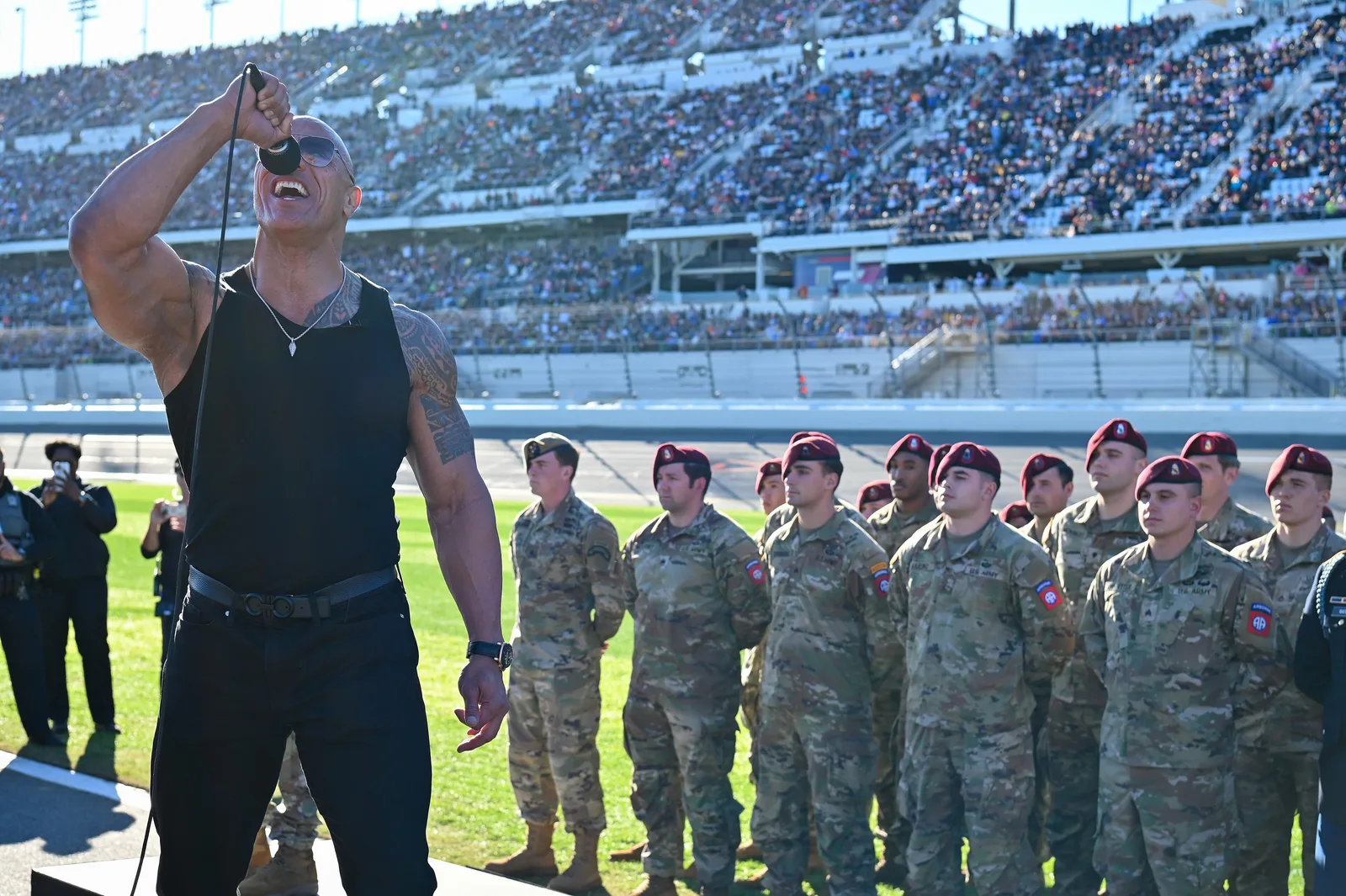 Dwayne Johnson Daytona 500 8246702