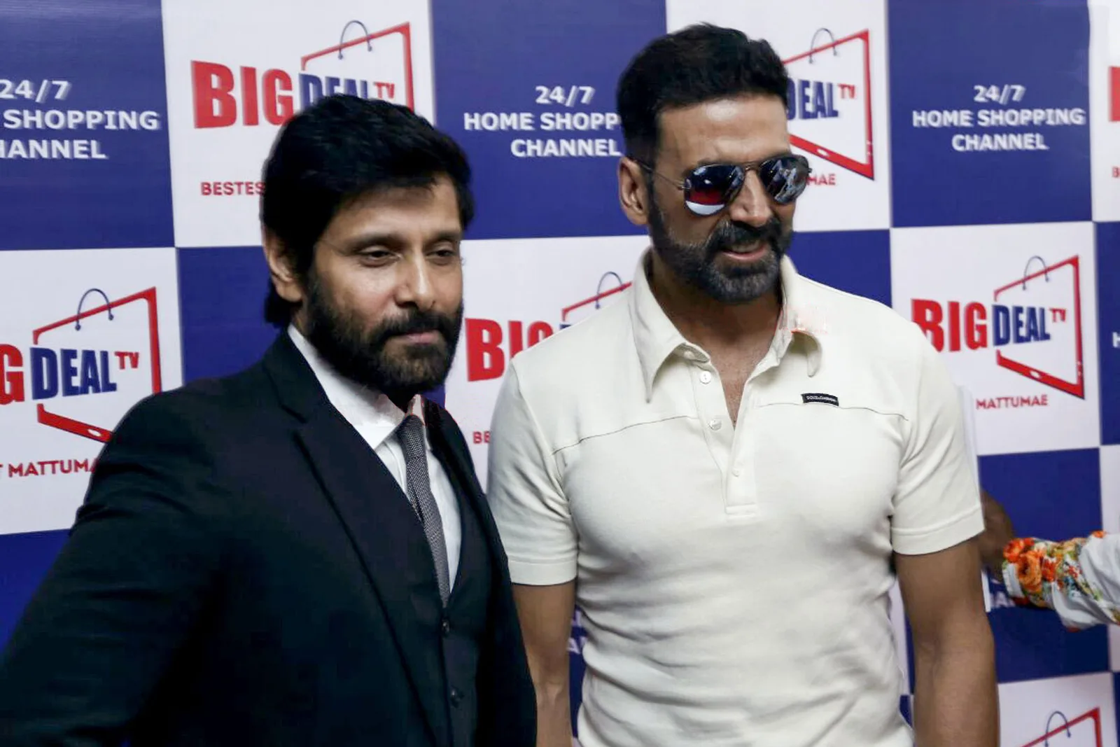Vikram and Akshay Kumar Launches Big Deal TV Home Shopping Channel